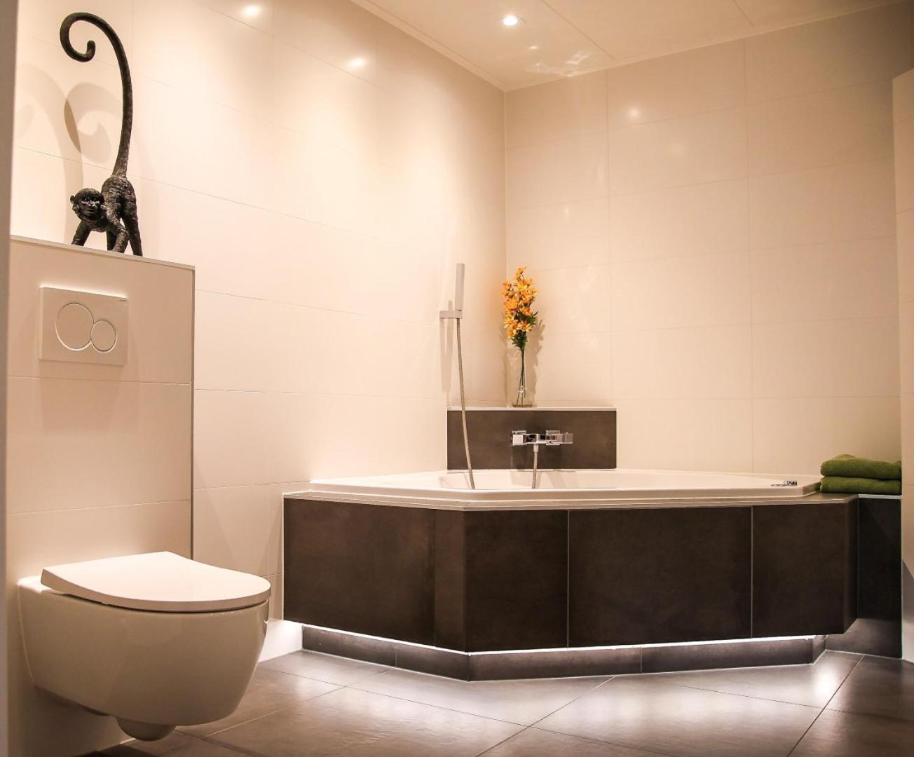 Luxe Vakantiehuis In Friesland ヤウレ エクステリア 写真